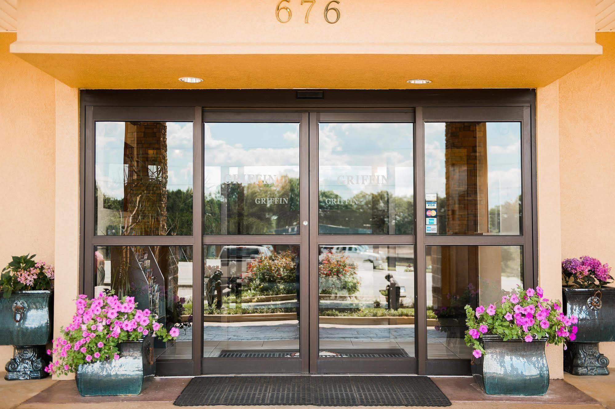 Americas Best Value Inn & Suites-Griffin Exterior foto